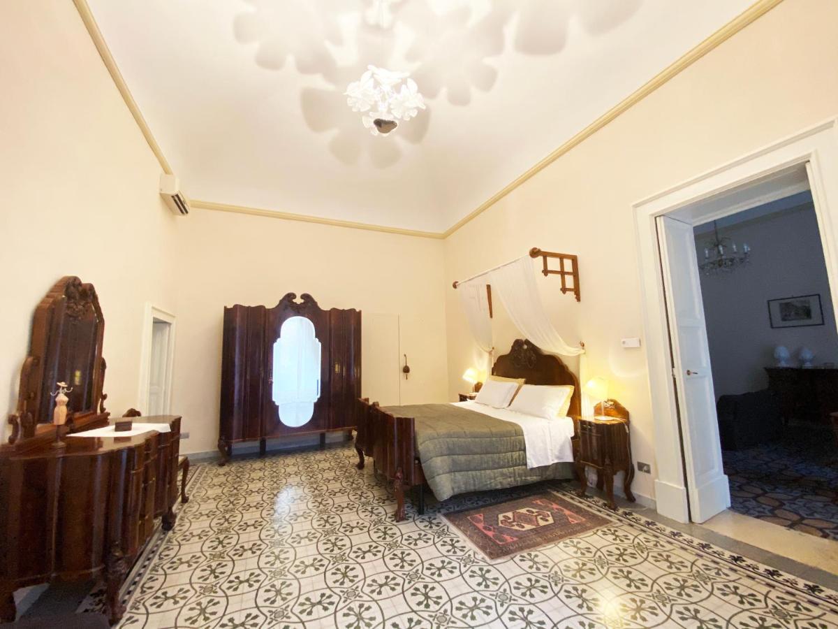Palazzo Rollo Lecce