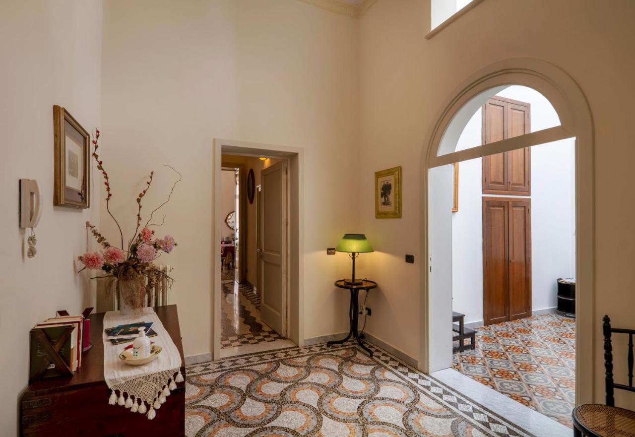 Bed & Breakfast Palazzo Rollo 2*