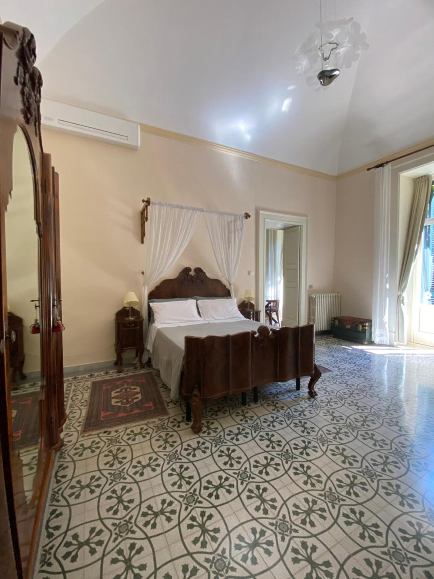 Palazzo Rollo Bed & Breakfast Lecce
