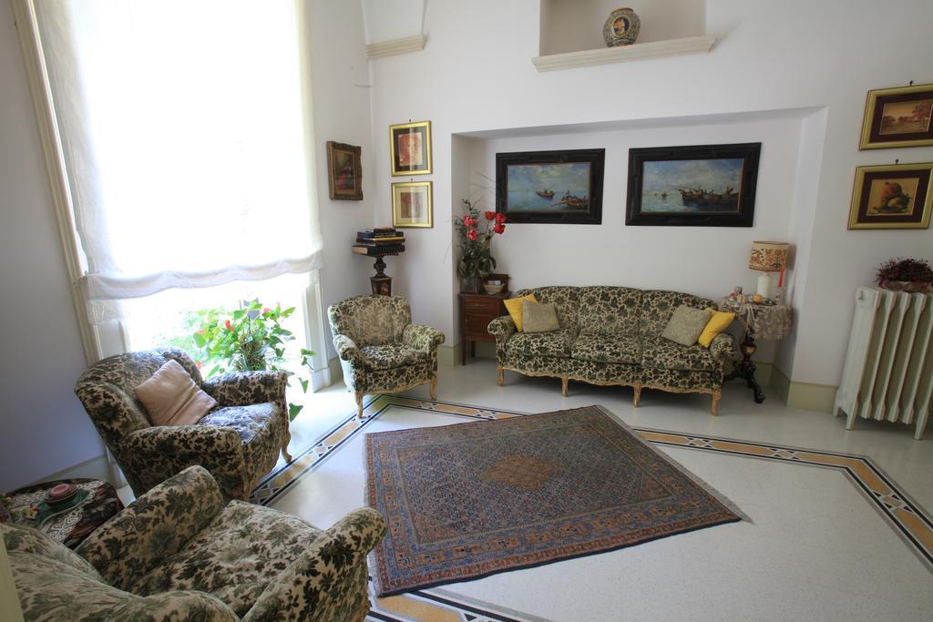Palazzo Rollo Bed & Breakfast Lecce